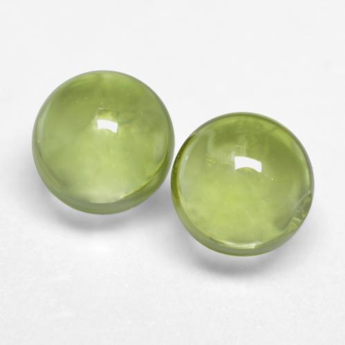 Lively Green Peridot Gem - 0.4ct Round Cabochon (ID: 573683)