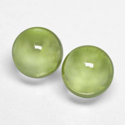 Light Lively Green Peridot Gem - 0.4ct Round Cabochon (ID: 573686)