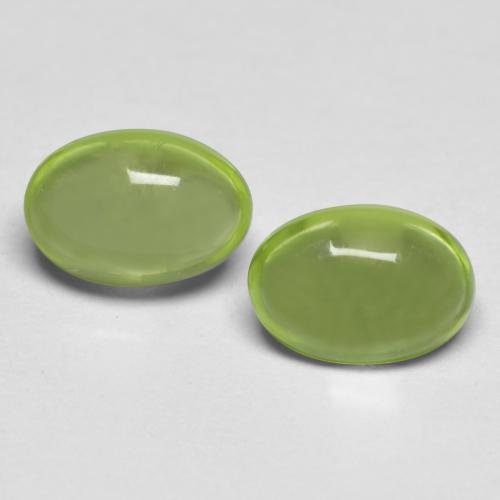 Warm Green Peridot Gem - 0.5ct Oval Cabochon (ID: 574053)