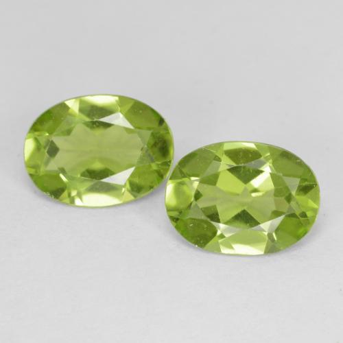 Medium Green Peridot Gem - 1.1ct Oval Facet (ID: 592906)