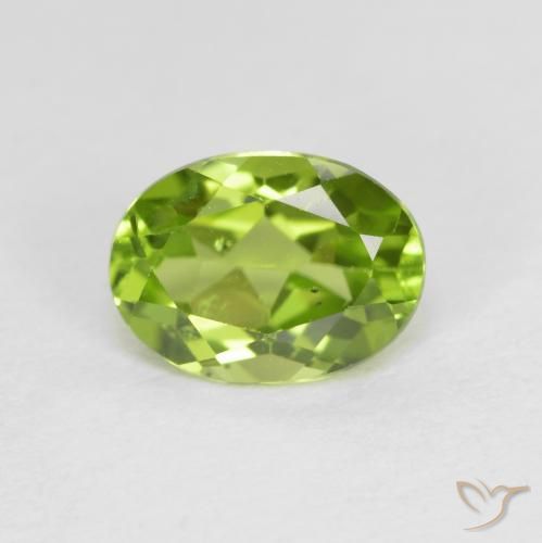 1.45ct Natural Medium Green Peridot, Oval, VS