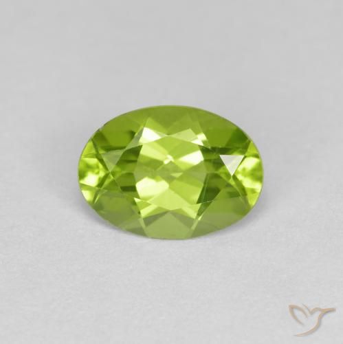 0.82ct Natural Medium Green Peridot, Oval, VS