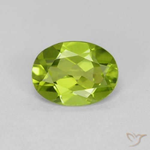 1.26ct Natural Medium Green Peridot, Oval, VVS-VS