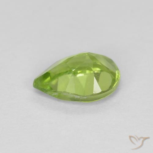 Peridot Gemstone in 7 x 5 mm (calibrated) Size for Sale, Peridot Stone in Light Lively Green Color