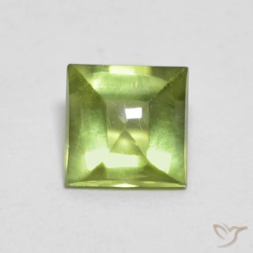 0.78ct Natural Lively Green Peridot, Square, Transparent