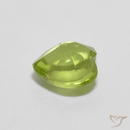 Peridot Gemstone in 6 x 5.7 mm Size for Sale, Peridot Stone in Lively Green Color