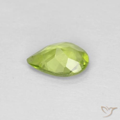 Peridot Gemstone in 6.6 x 4.7 mm Size for Sale, Peridot Stone in Medium Green Color