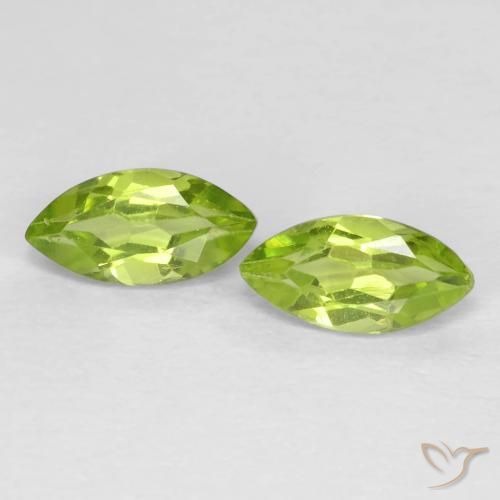 2 pezzi Peridoto taglio marquise abbinati di dimensioni 7,9 x 4mm, peso 1,25 ct totali / media. 0,63 ct ciascuno, Verde brillante in purezza VS, pietra preziosa naturale non trattati, durezza Mohs 6,5 - 7 adatto per gioielli da indossare ogni giorno, Photo A