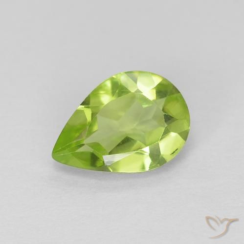 0.72ct Natural Medium Green Peridot, Pear Shape, VVS-VS