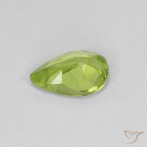 Peridot Gemstone in 7 x 5 mm (calibrated) Size for Sale, Peridot Stone in Medium Green Color