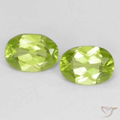 1.67ctw Natural Lively Green Peridot, Oval, VS, Photo A