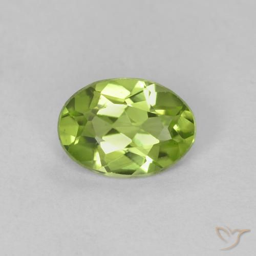 0.65ct Natural Lively Green Peridot, Oval, VVS-VS