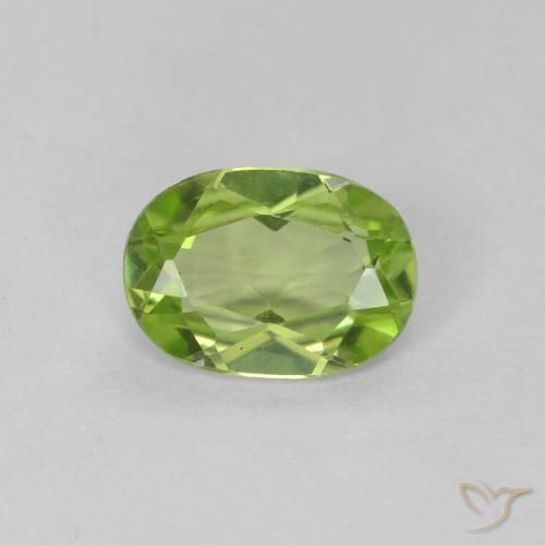 0.79ct Natural Medium Green Peridot, Oval, VVS-VS