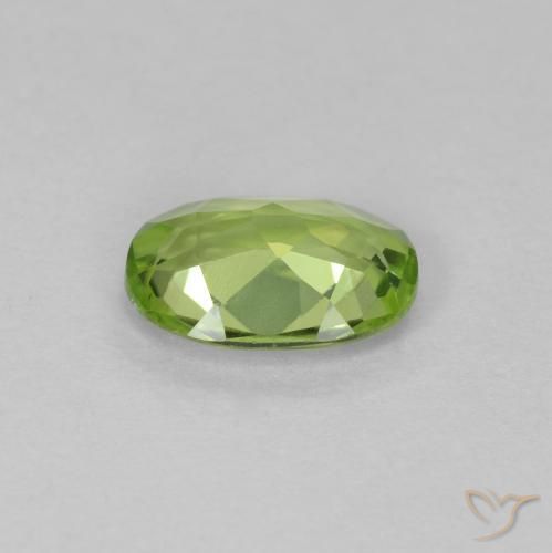 Peridot Gemstone in 7 x 5 mm (calibrated) Size for Sale, Peridot Stone in Medium Green Color