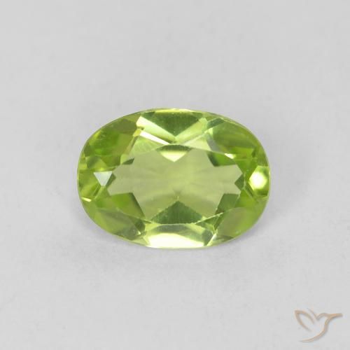 0.80ct Natural Medium Green Peridot, Oval, VVS, Photo A