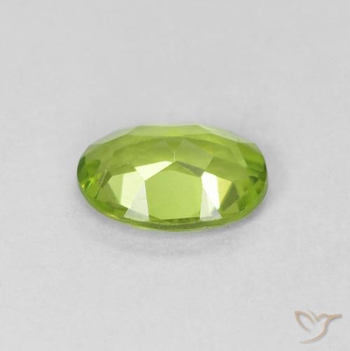 Peridot Gemstone in 7 x 5 mm (calibrated) Size for Sale, Peridot Stone in Medium Green Color