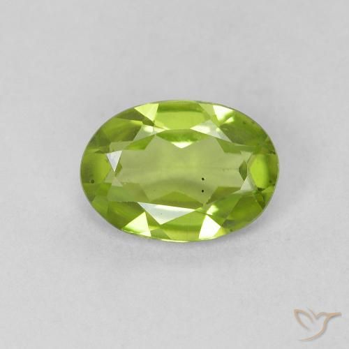 0.76ct Natural Medium Green Peridot, Oval, VVS-VS