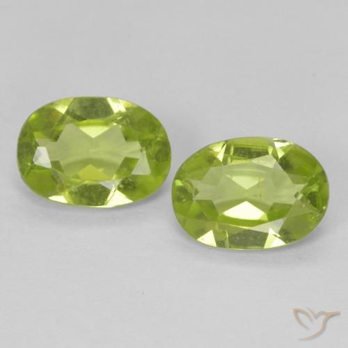 1.71ctw Natural Yellowish Green Peridot, Oval, VS