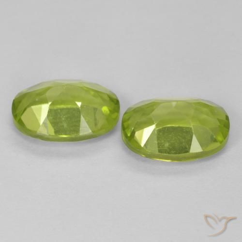 Peridot Gemstones in 7 x 5 mm (calibrated) Size for Sale, Peridot Stones in Lively Green Color