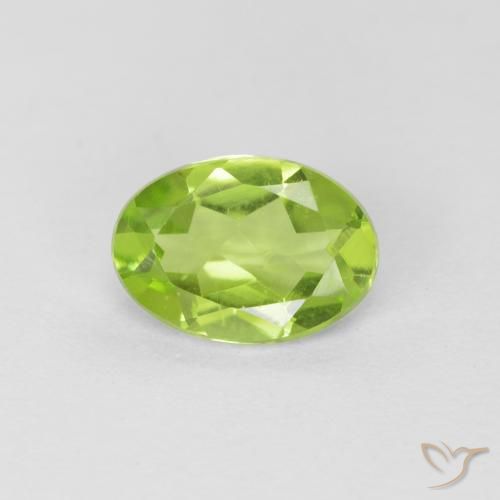 0.76ct Natural Lively Green Peridot, Oval, VS