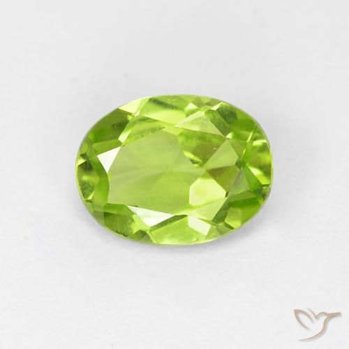 1.15ct Natural Yellowish Green Peridot, Oval, VVS-VS