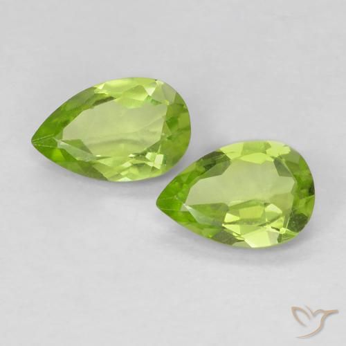 0.74ctw Natural Medium Green Peridot, Pear Shape, VS