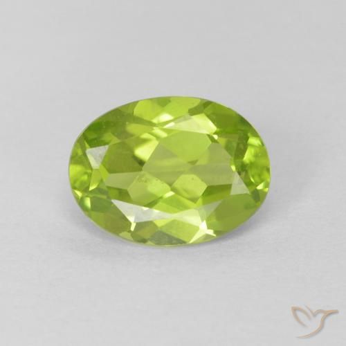 1.30ct Natural Medium Green Peridot, Oval, VS