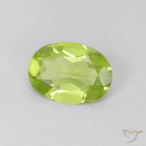 0.98ct Natural Medium Green Peridot, Oval, VS