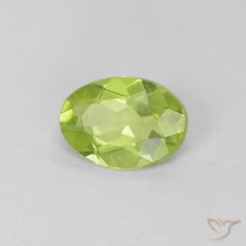 0.84ct Natural Medium Green Peridot, Oval, VS