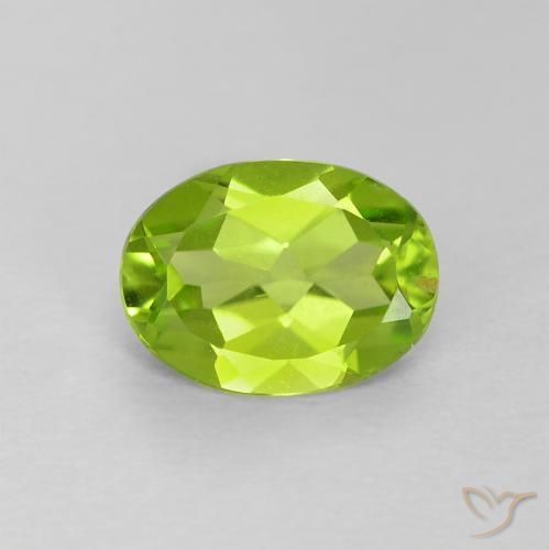1.10ct Natural Medium Green Peridot, Oval, VVS-VS