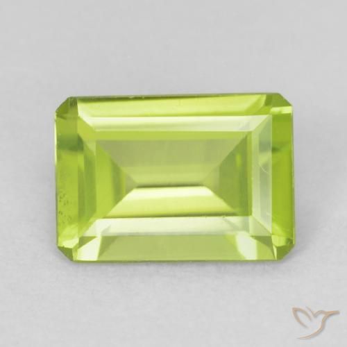 0.80ct Natural Medium Green Peridot, Emerald Cut, VVS