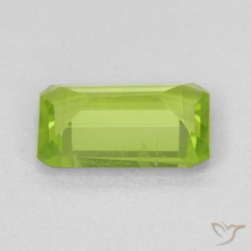Peridot Gemstone in 6.9 x 4.7 mm Size for Sale, Peridot Stone in Medium Green Color