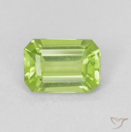 0.59ct Natural Medium Green Peridot, Emerald Cut, VVS
