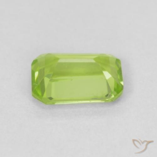 Peridot Gemstone in 6 x 4 mm (calibrated) Size for Sale, Peridot Stone in Medium Green Color
