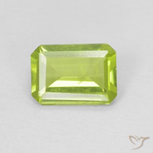6,7 x 4,8mm octagonschliff grüner Peridot aus China, Gewicht 0,76 ct, 1 Stück Peridot - Farbe: Gelblich-grün, natürlicher Edelstein in VVS-VS Reinheit, Mohs-Härte von 6,5 - 7 Geeignet für den täglichen Gebrauch im Schmuck, Photo A