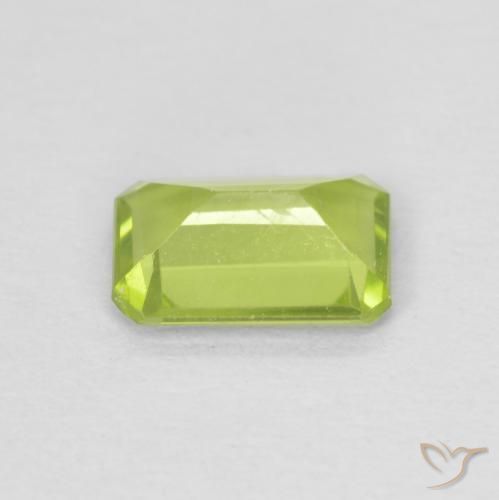 Peridot Gemstone in 6.7 x 4.8 mm Size for Sale, Peridot Stone in Yellowish Green Color