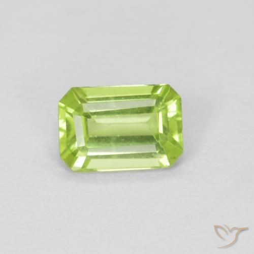 0.55ct Natural Medium Green Peridot, Emerald Cut, VVS-VS