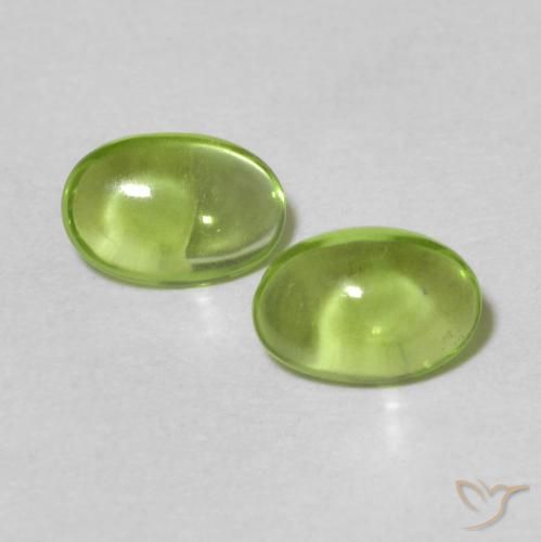 0.89ctw Natural Medium Green Peridot, Oval, Transparent