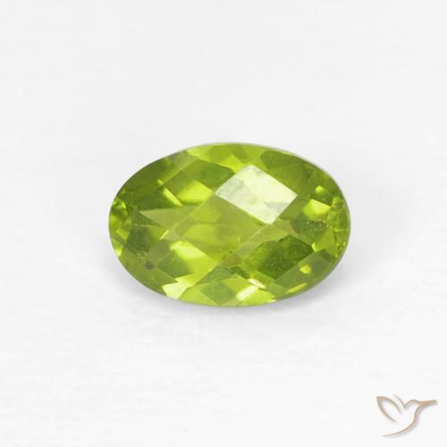 0.62ct Natural Lively Green Peridot, Oval, VS