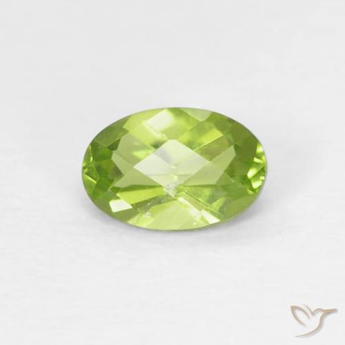 0.57ct Natural Bright Green Peridot, Oval, VS