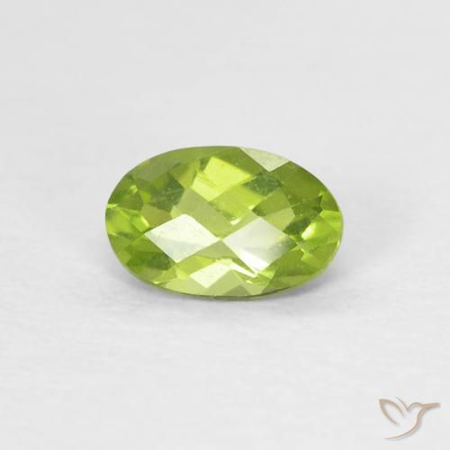 0.49ct Natural Bright Green Peridot, Oval, VS