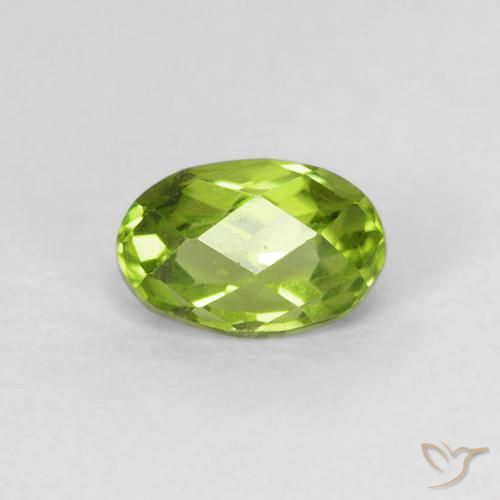 0.70ct Natural Lively Green Peridot, Oval, VVS-VS