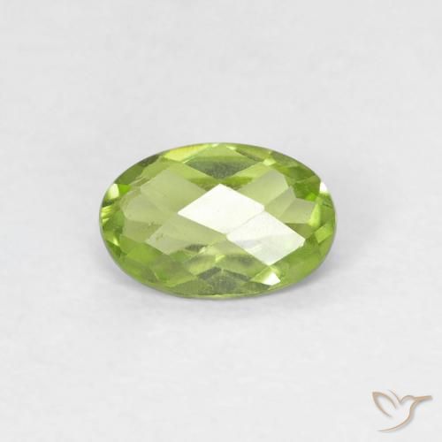 0.49ct Natural Light Lively Green Peridot, Oval, VVS-VS