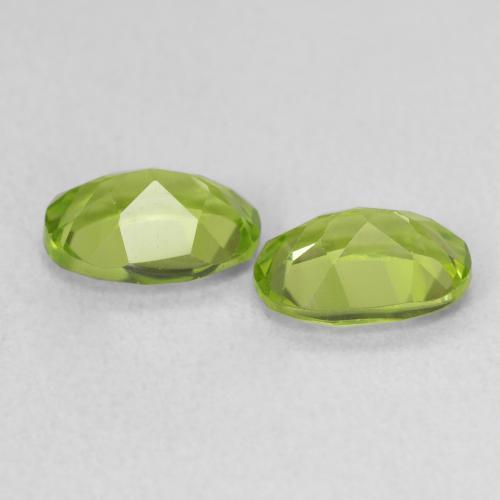 Peridot Gemstones in 7 x 5 mm (calibrated) Size for Sale, Peridot Stones in Medium Green Color