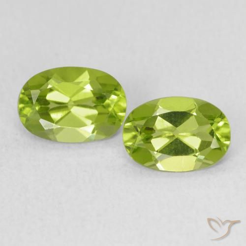 1.68 ct Oval Cut Peridot, 7.2 x 5 mm From China, Photo A
