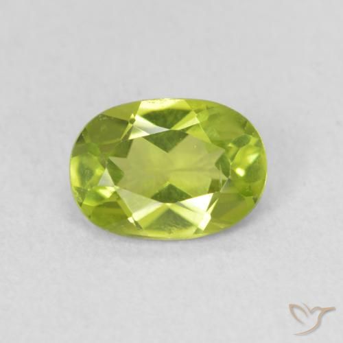0.91ct Natural Lively Yellowish Green Peridot, Oval, VS