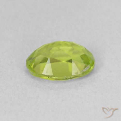 Peridot Gemstone in 7 x 5 mm (calibrated) Size for Sale, Peridot Stone in Medium Green Color