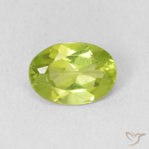 0.85ct Natural Lively Yellowish Green Peridot, Oval, VS