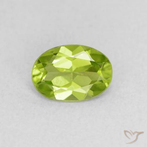 0.76ct Natural Medium Green Peridot, Oval, VS