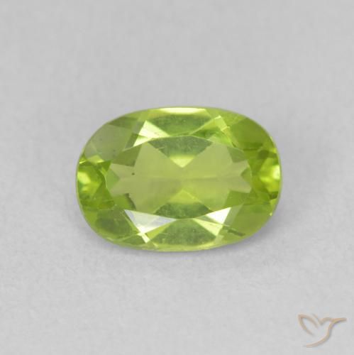 0.93ct Natural Medium Green Peridot, Oval, VS